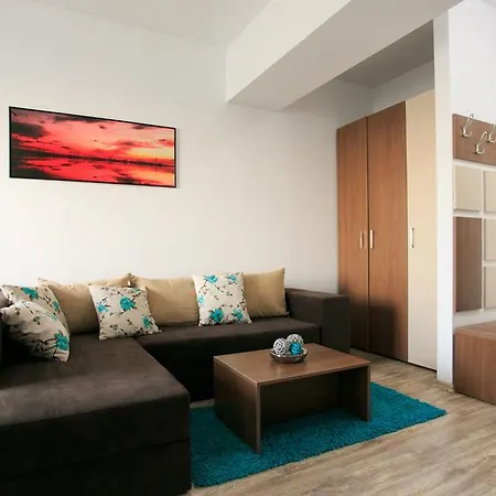 Sunrise Studio Mamaia
