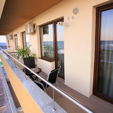 Apartment Sunrise Studio Mamaia